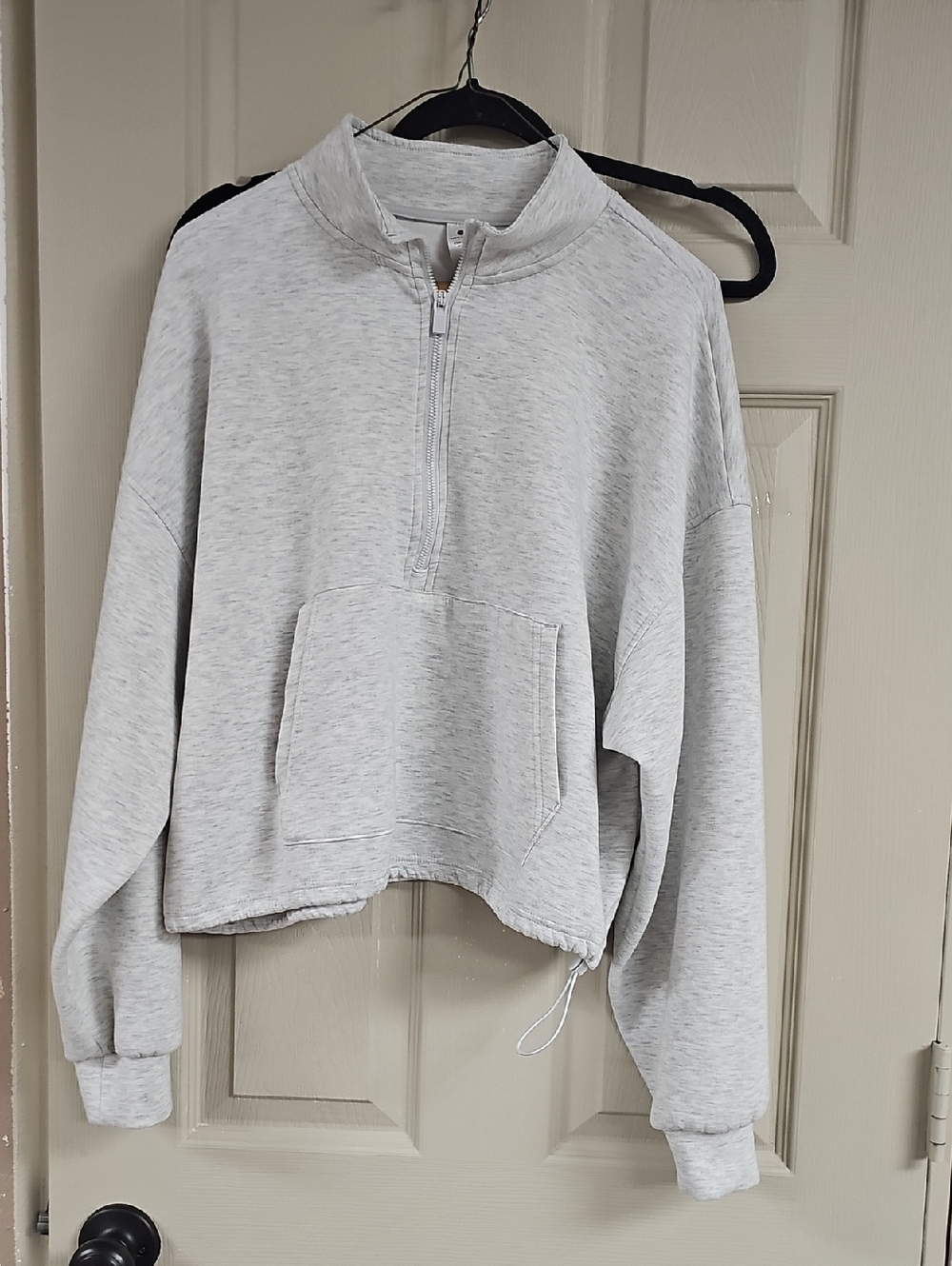 Cropped Light Gray Half-Zip Women's Pullover Sweatshirt